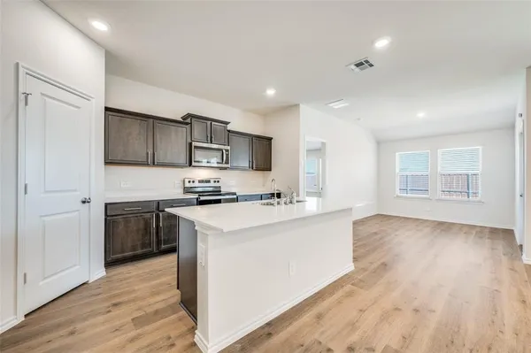 $2,275 | 13153 North Haven Way, Providence Village, TX 76227