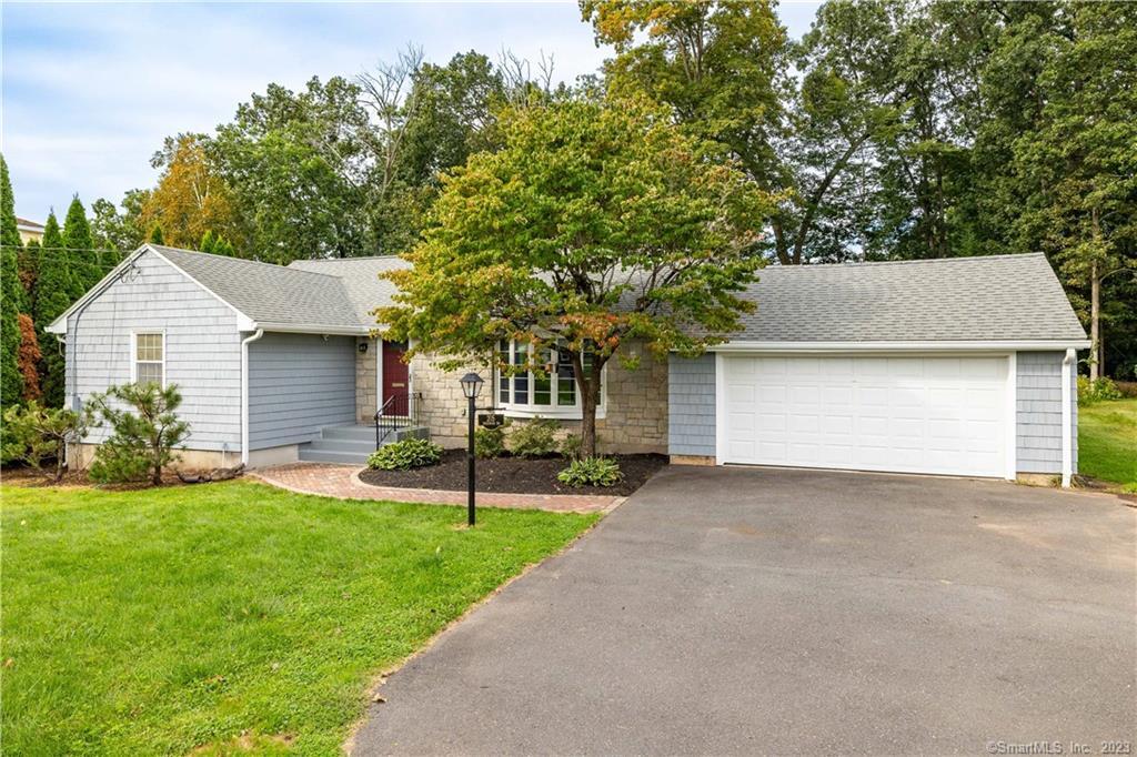 205 Ridgewood Road West Hartford, CT 06107 - Photo 1 of 1 Gallery Image 1
