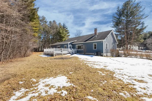 $749,900 | 17 Blackwells Landing, Brooklyn, CT 06234