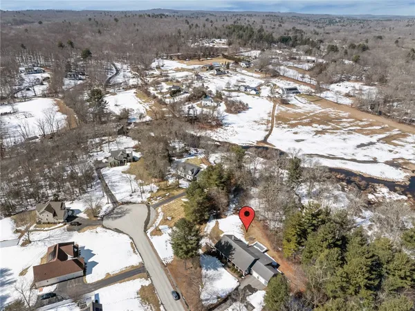 $749,900 | 17 Blackwells Landing, Brooklyn, CT 06234