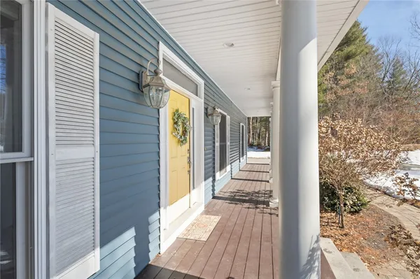 $749,900 | 17 Blackwells Landing, Brooklyn, CT 06234