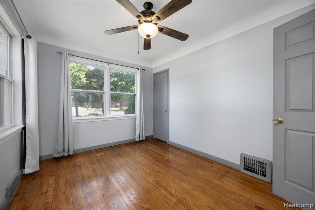 33065 Garfield Road Fraser, MI 48026 - Photo 10 of 23 Gallery Image 10