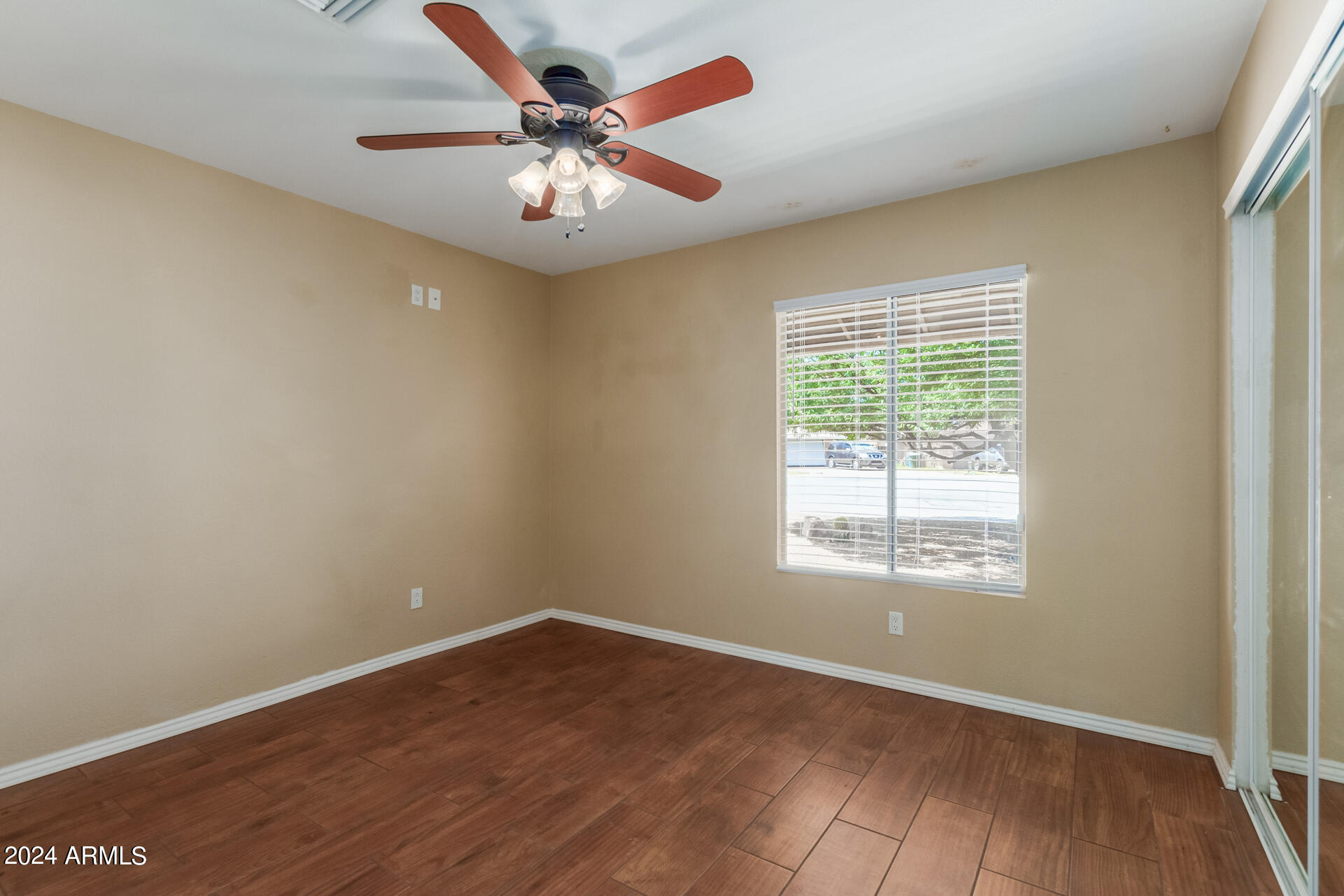 4407 West Calavar Road Glendale, AZ 85306 - Photo 15 of 27 19 - Calavar