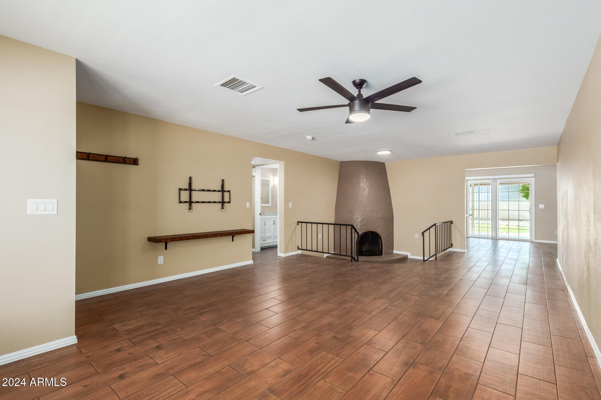 4407 West Calavar Road Glendale, AZ 85306 - Photo 8 of 27 06 - Calavar