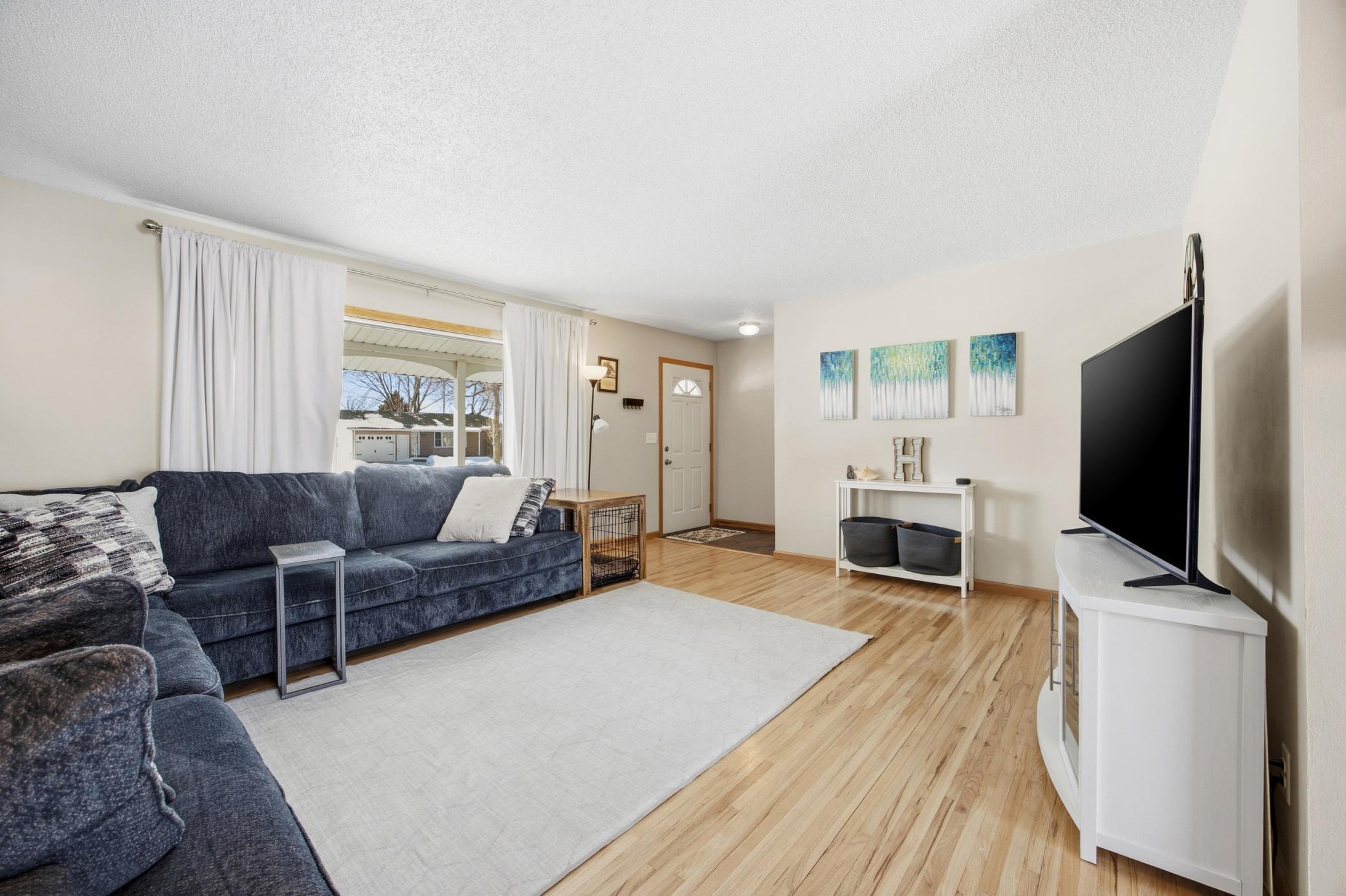 518 Birch Lane Moorhead, MN 56560 - Photo 6 of 27