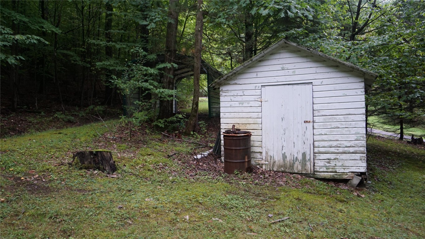 954 Powderhouse Road Binghamton, NY 13903 - Photo 5 of 6 Gallery Image 5