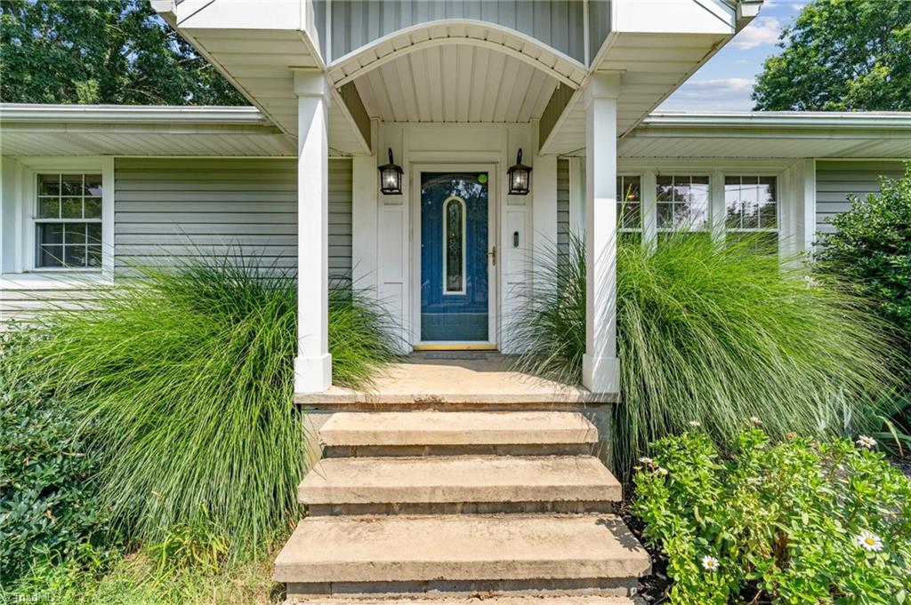 1625 Grooms Road Reidsville, NC 27320 - Photo 4 of 50 Gallery Image 4