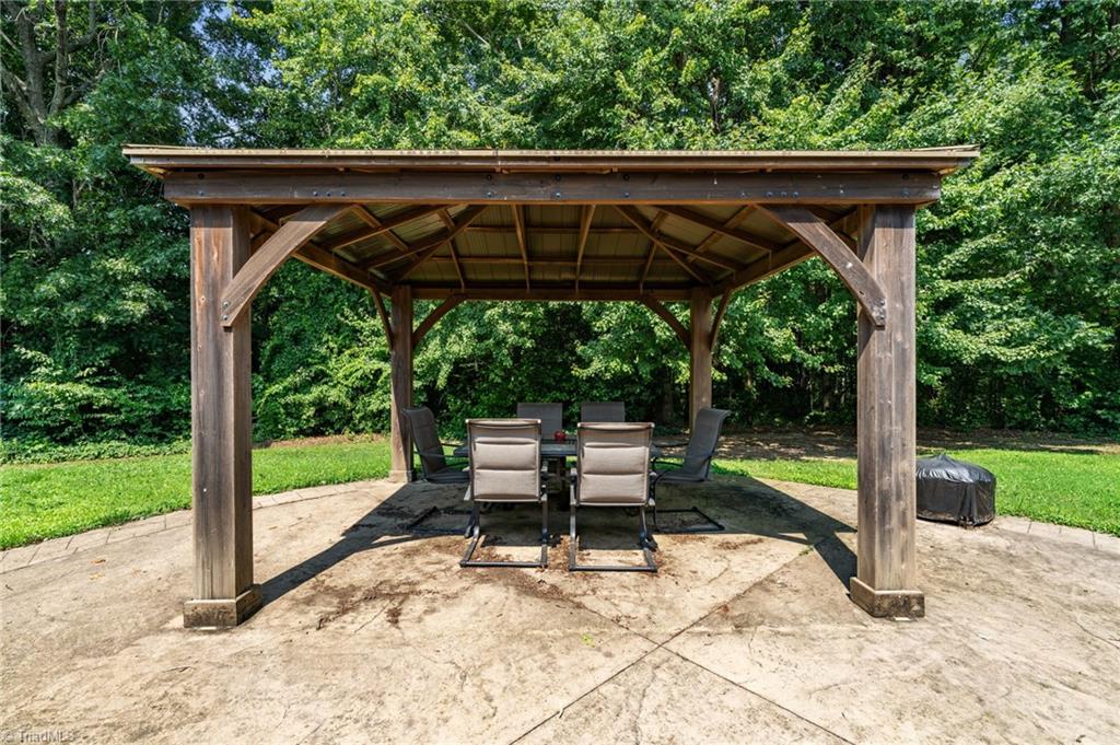 1625 Grooms Road Reidsville, NC 27320 - Photo 47 of 50 Look at this outdoor space!