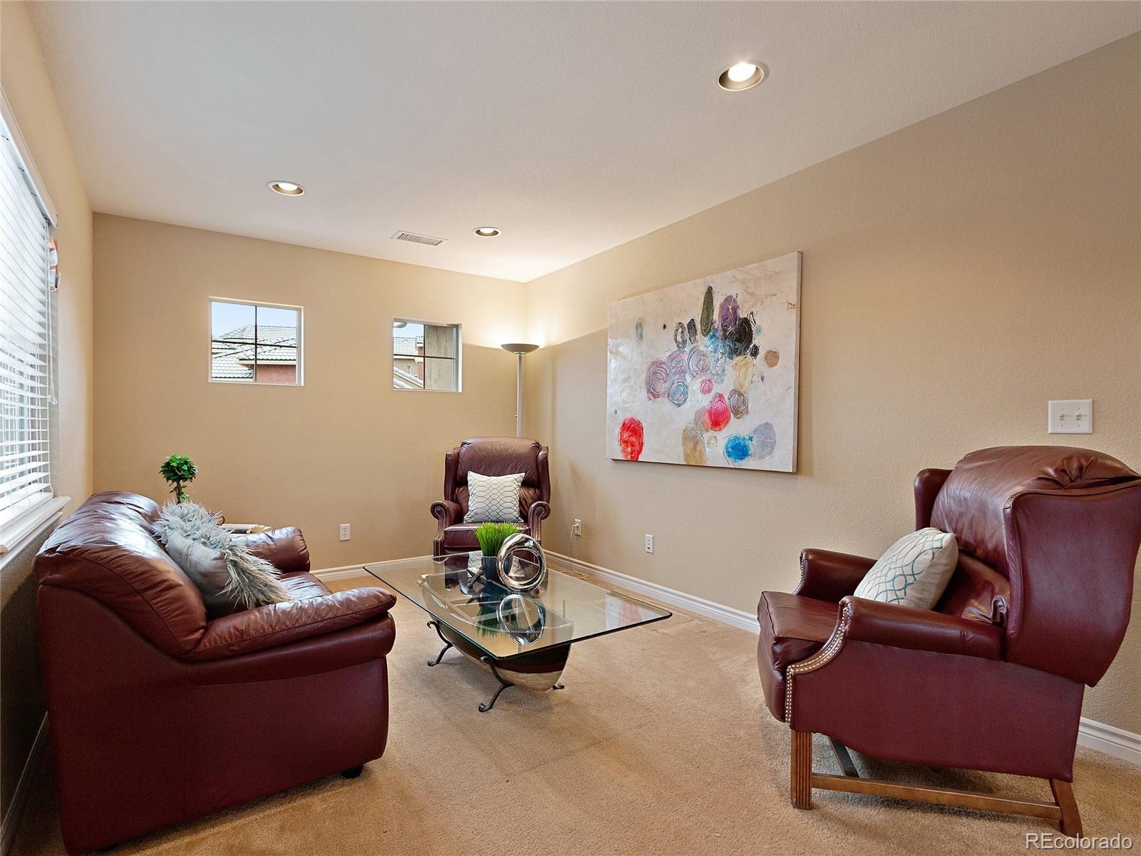 9181 Viaggio Way Highlands Ranch, CO 80126 - Photo 17 of 33