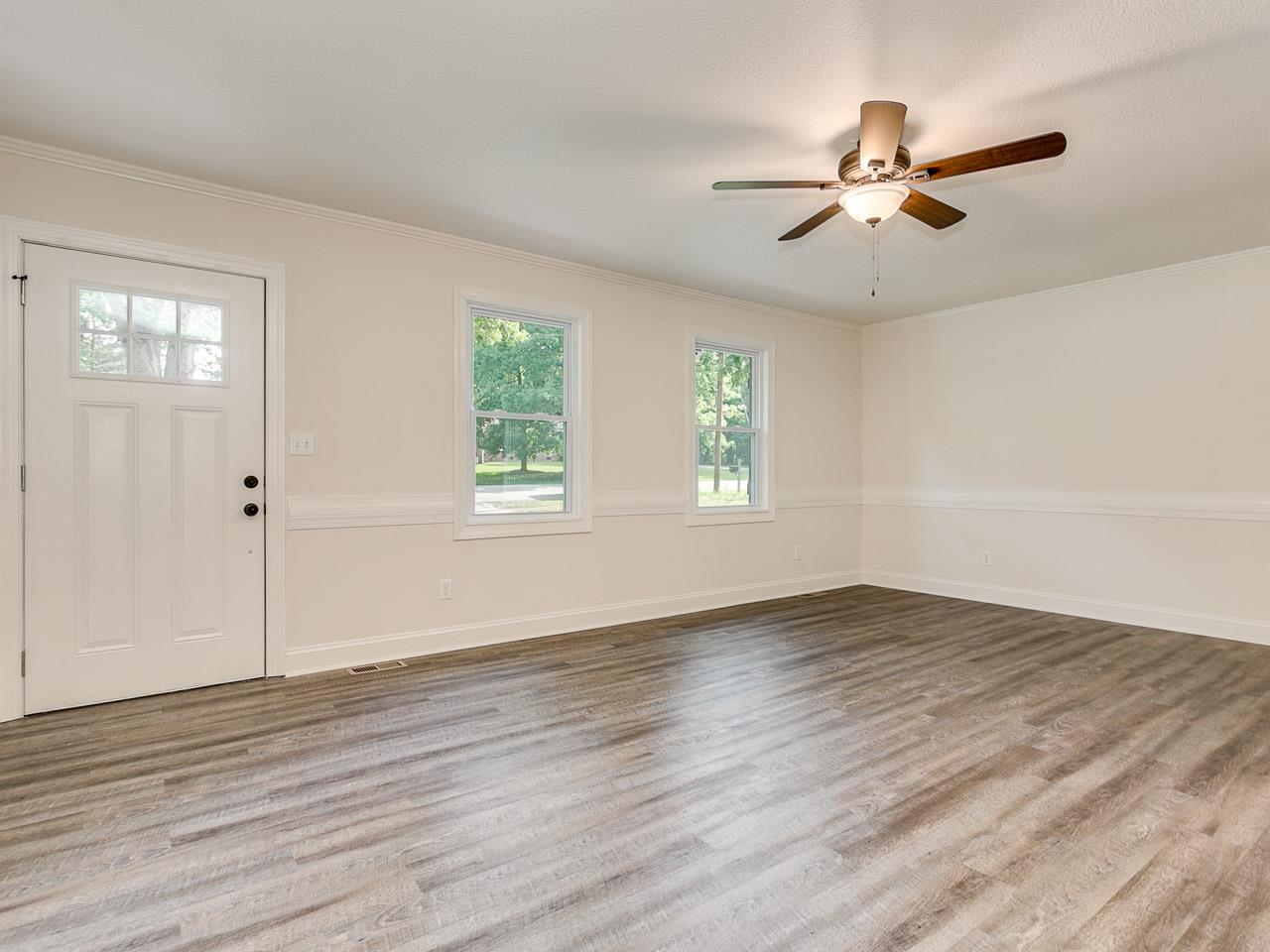 505 Timberlane Road Greer, SC 29651 - Photo 6 of 25 Gallery Image 6