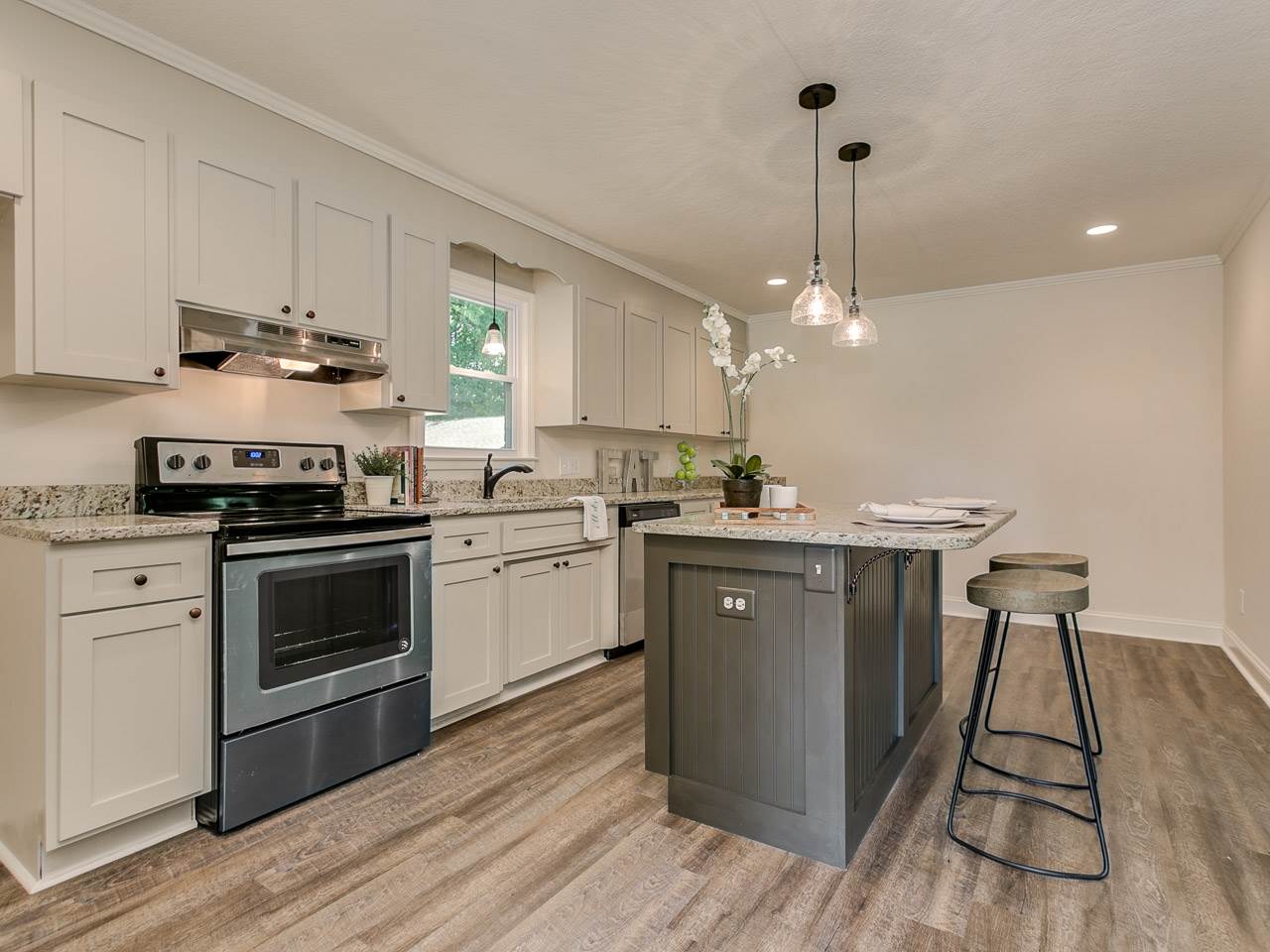 505 Timberlane Road Greer, SC 29651 - Photo 10 of 25 Gallery Image 10