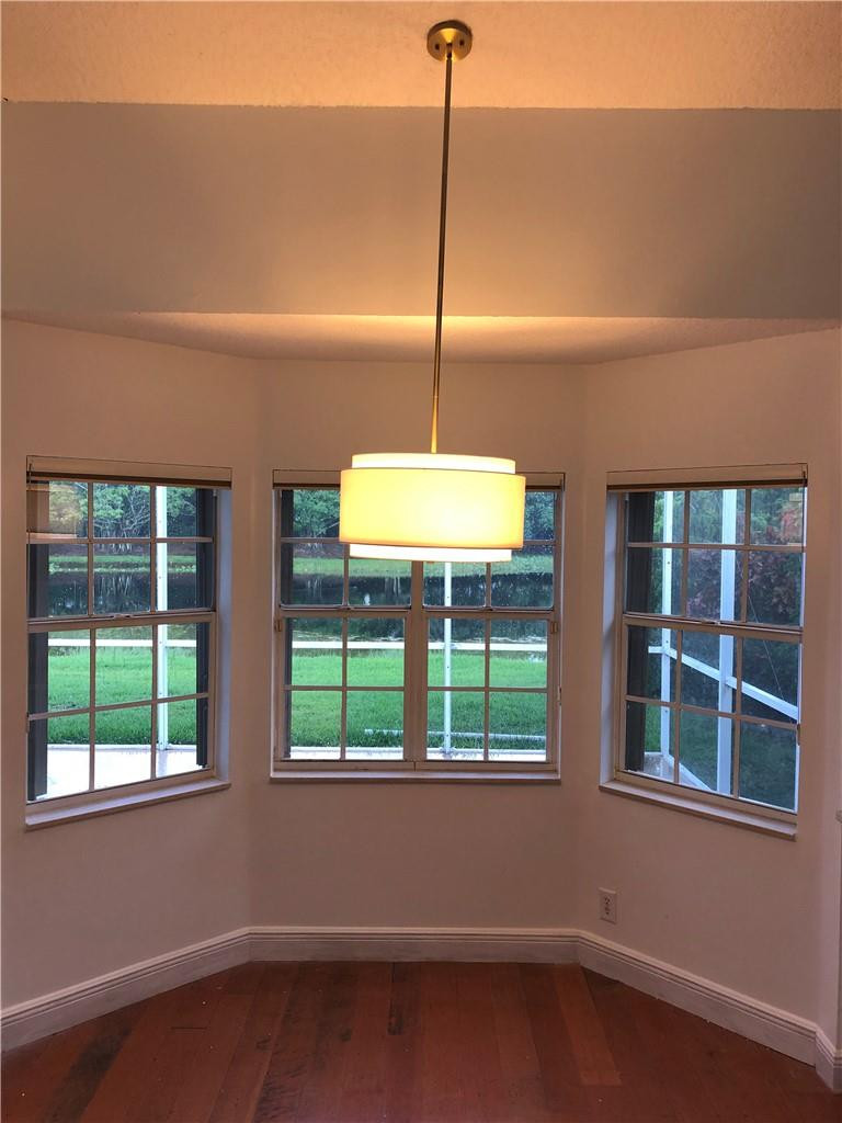 1290 Seabay Road Weston, FL 33326 - Photo 5 of 29 Photo 5