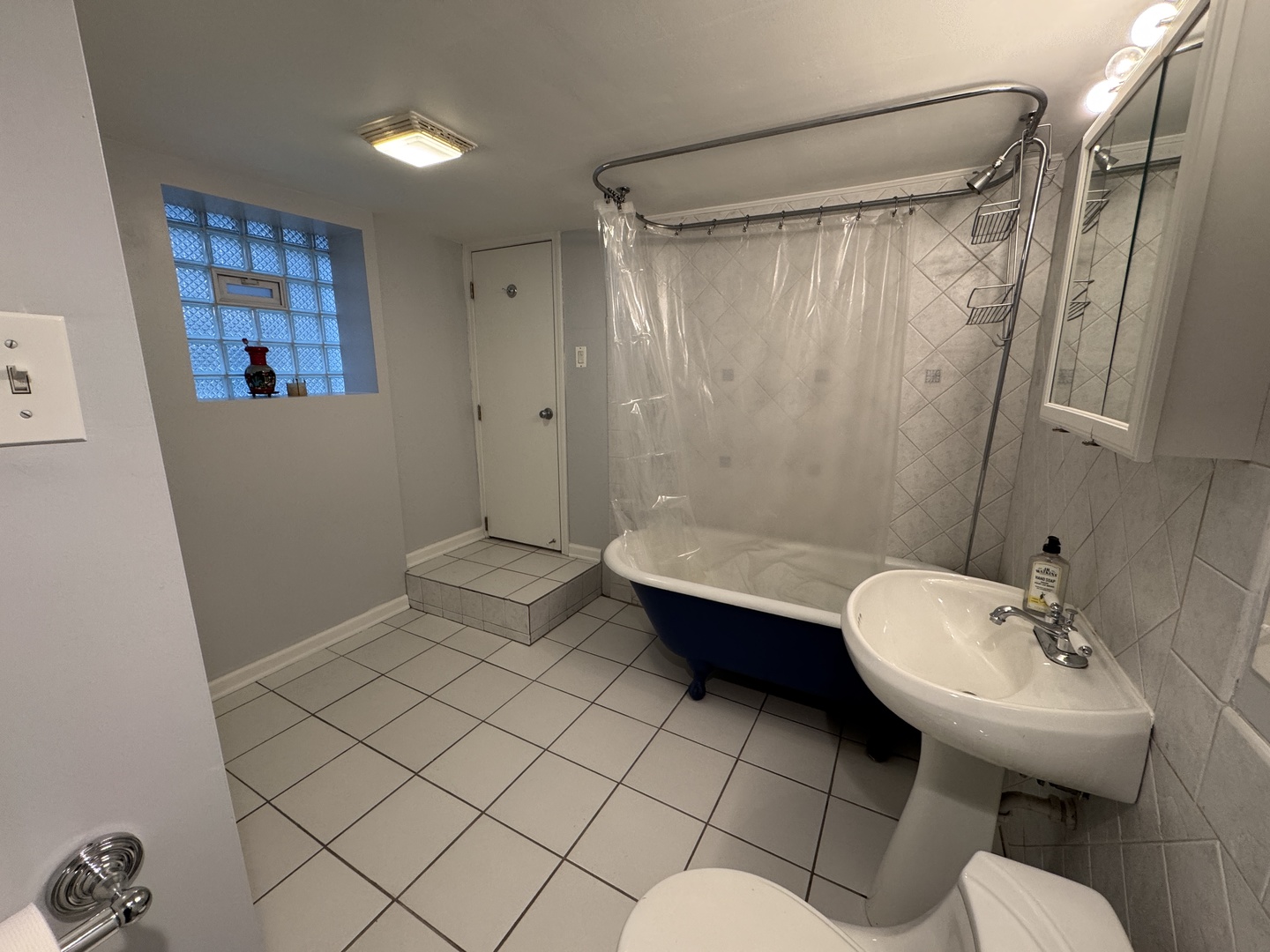 1822 West Greenleaf Avenue, Unit 1 Chicago, IL 60626 - Photo 13 of 18