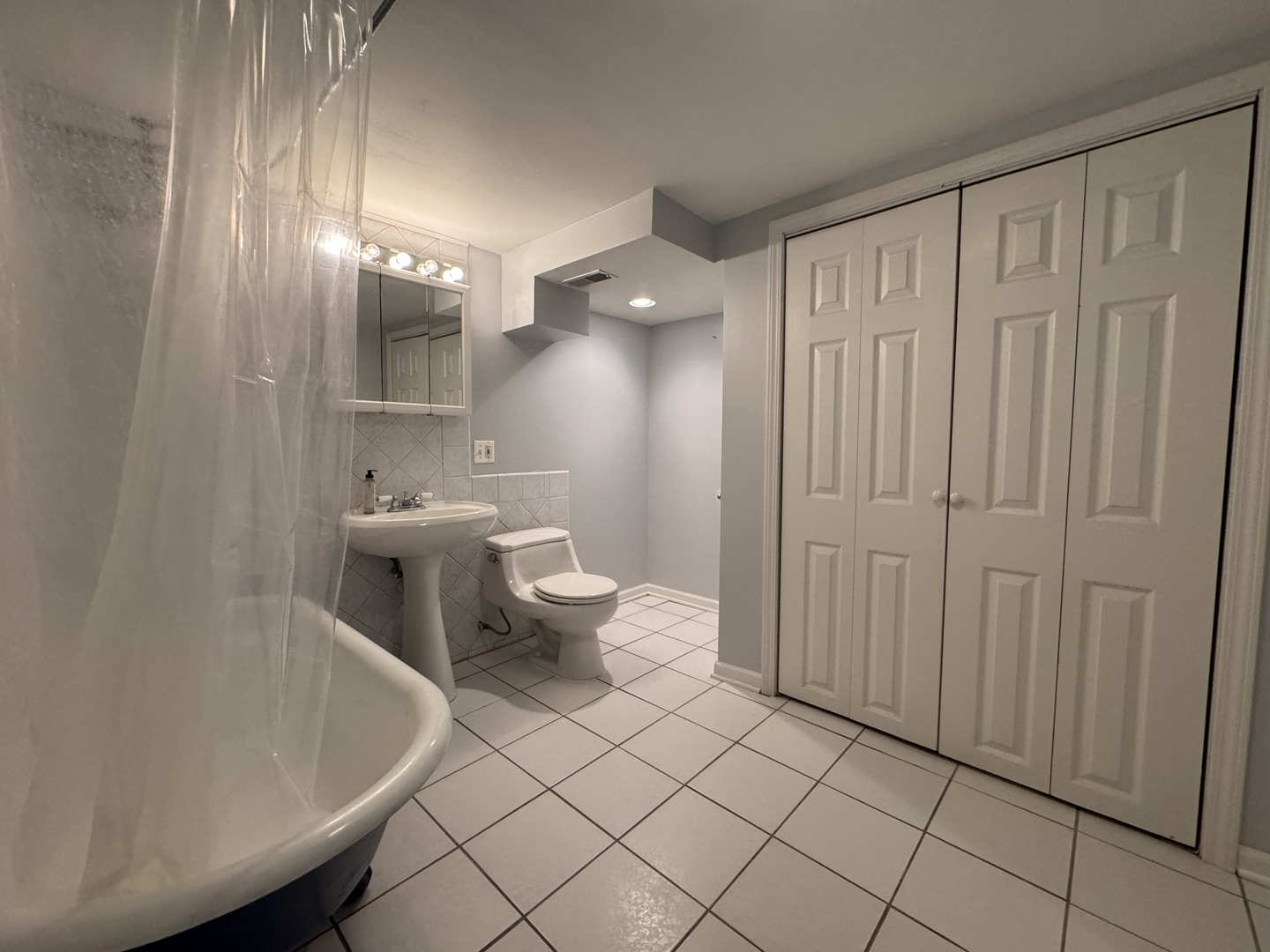 1822 West Greenleaf Avenue, Unit 1 Chicago, IL 60626 - Photo 14 of 18