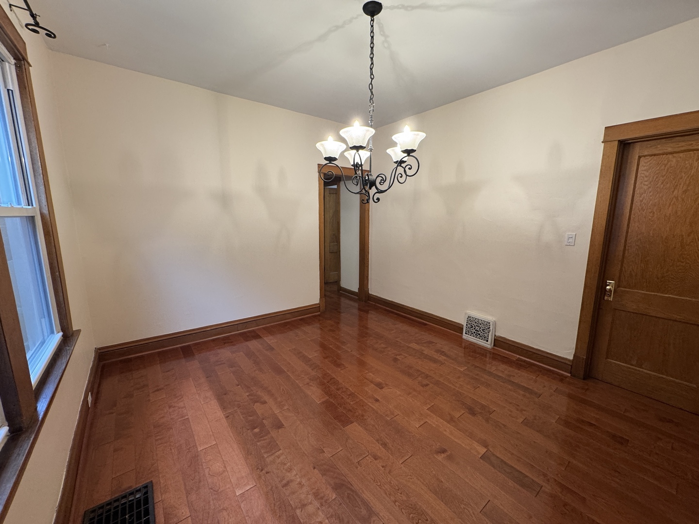 1822 West Greenleaf Avenue, Unit 1 Chicago, IL 60626 - Photo 5 of 18