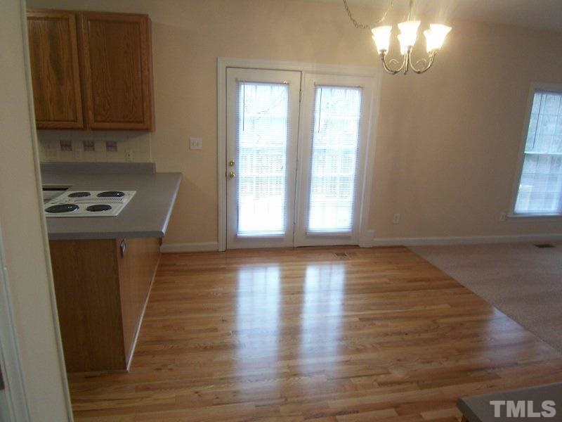 8712 Bluff Pointe Court Raleigh, NC 27615 - Photo 8 of 20 Gallery Image 8