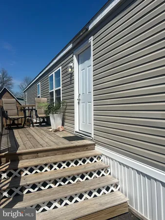 $82,900 | 857 Buttonwood Avenue, Spring City, PA 19475