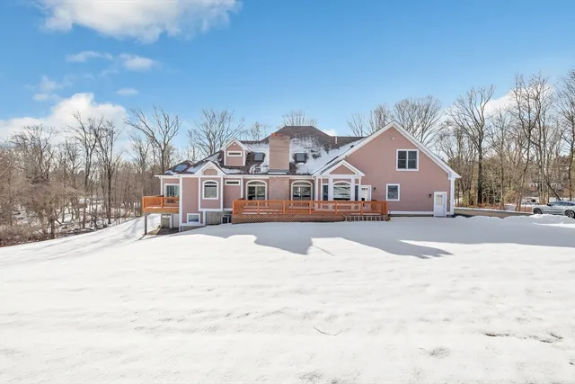 $1,395,000 | 461 Amity Road, Woodbridge, CT 06525