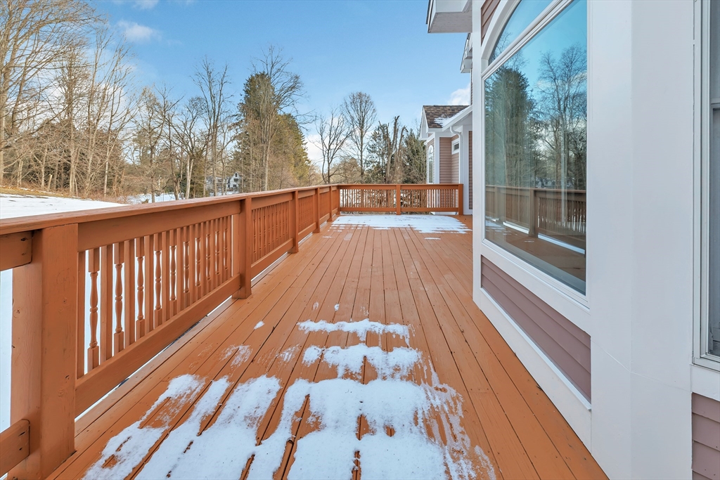 461 Amity Road Woodbridge, CT 06525 - Photo 5 of 13