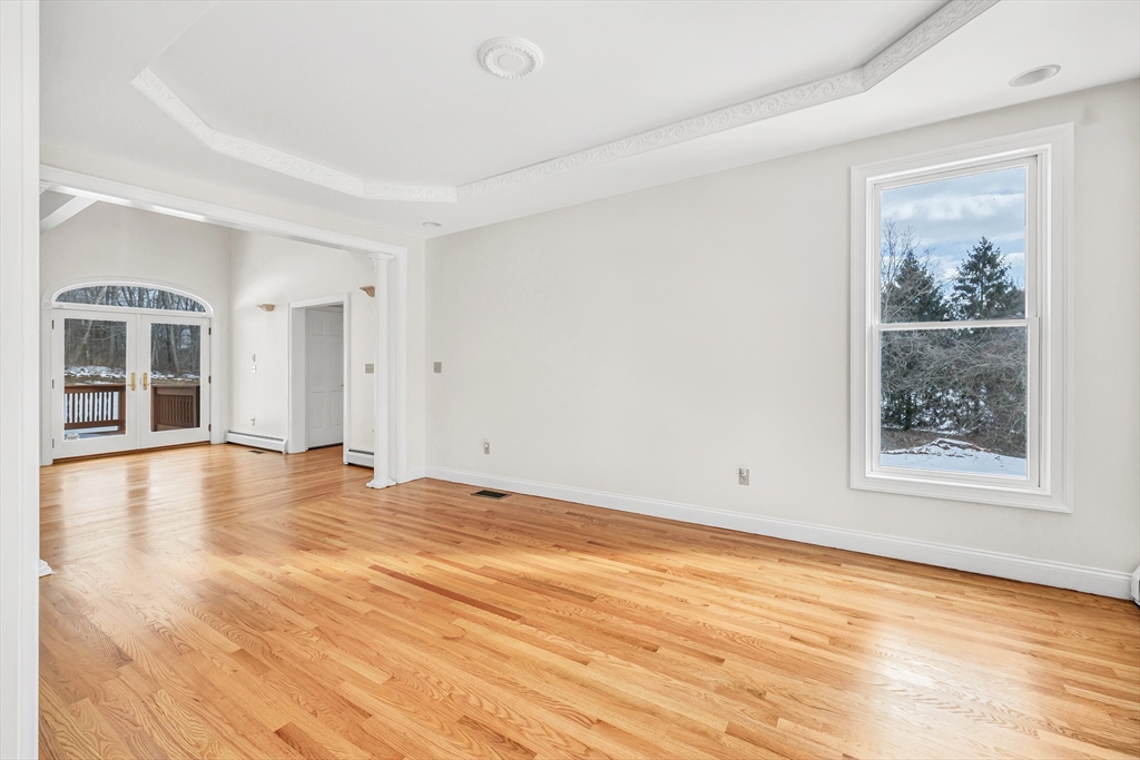 461 Amity Road Woodbridge, CT 06525 - Photo 7 of 13