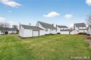 $5,250 | 400 Foch Boulevard, Mineola, NY 11501