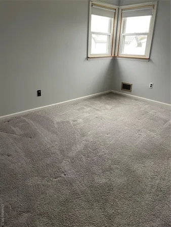 $5,250 | 400 Foch Boulevard, Mineola, NY 11501