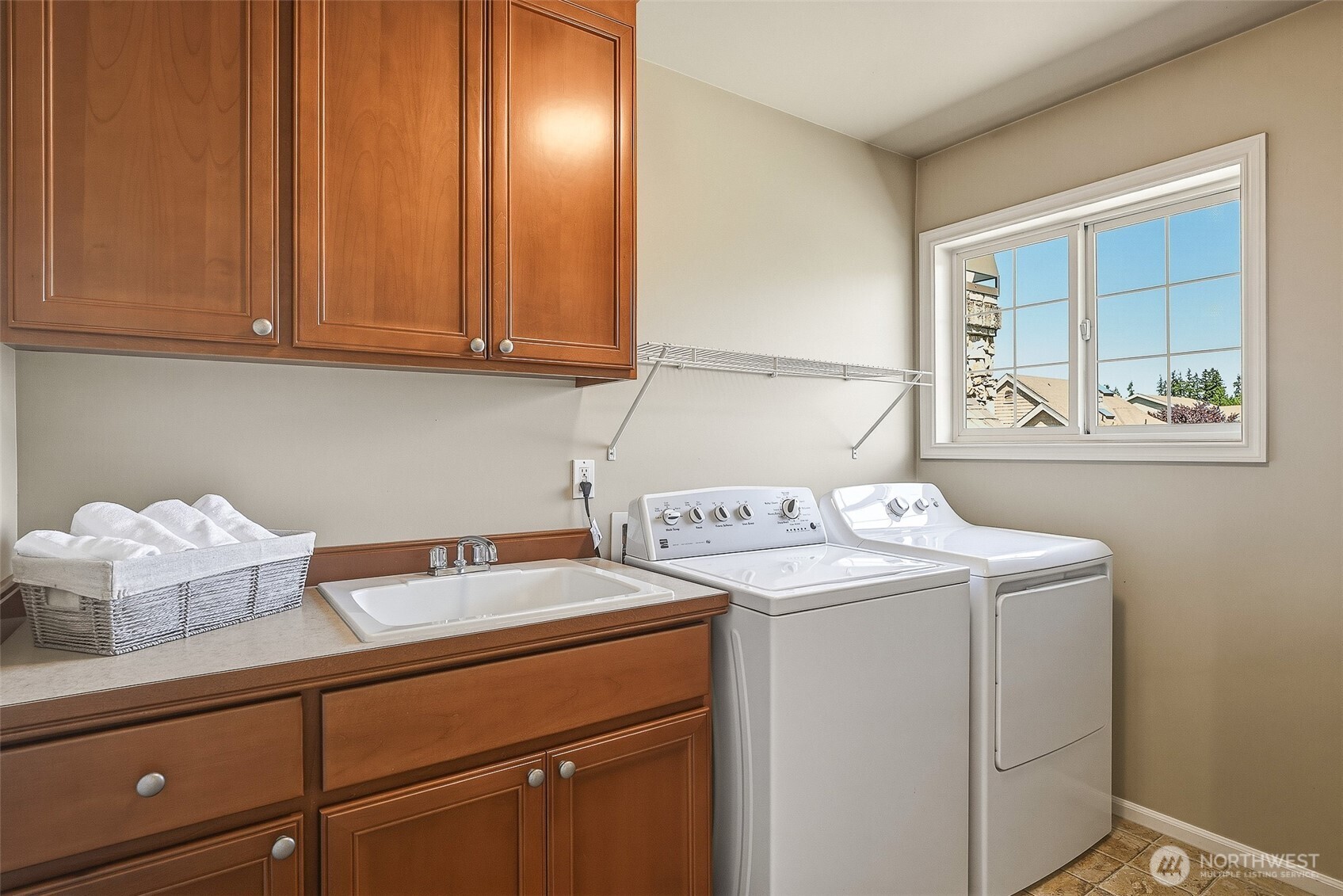 3932 221st Place Southeast Bothell, WA 98021 - Photo 29 of 36 a utility room with dryer and washer