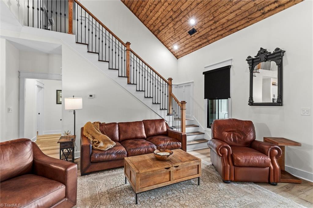 631 Hauser Road Pinnacle, NC 27043 - Photo 7 of 46