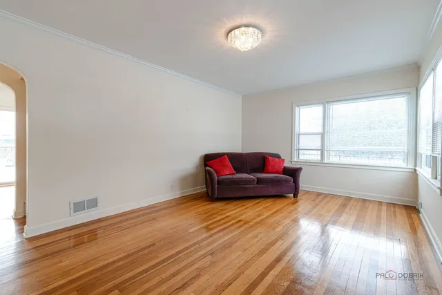 $339,000 | 225 Walker Place, Mundelein, IL 60060