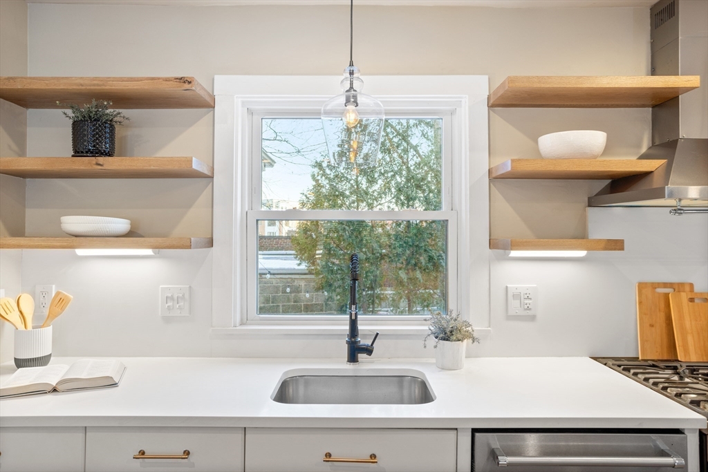 4 Palfrey Road Belmont, MA 02478 - Photo 10 of 34