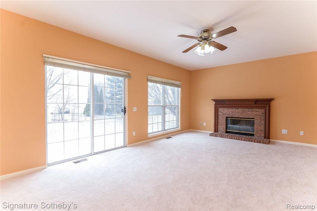 24836 Jamestowne Road Novi, MI 48375 - Photo 15 of 51 15.jpg