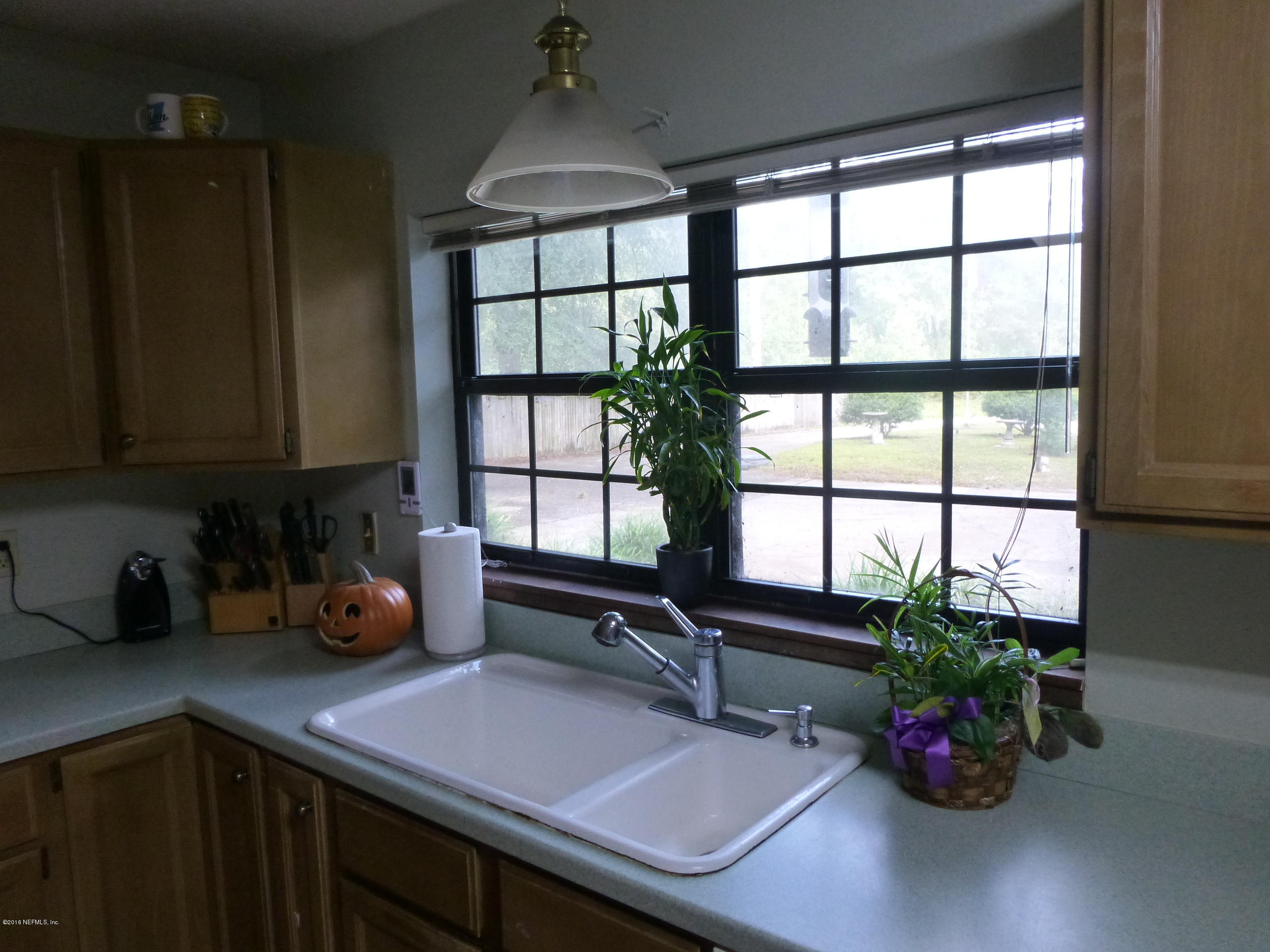 3668 Marbon Road Jacksonville, FL 32223 - Photo 19 of 27 Kitchen to Front Yard