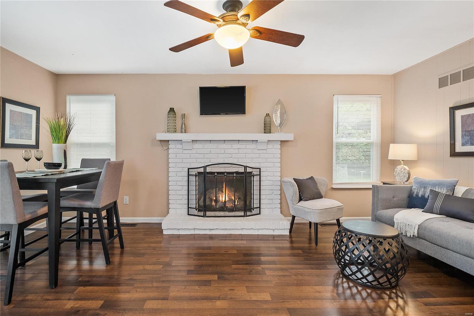 693 Walnut Point Court Ballwin, MO 63021 - Photo 7 of 18