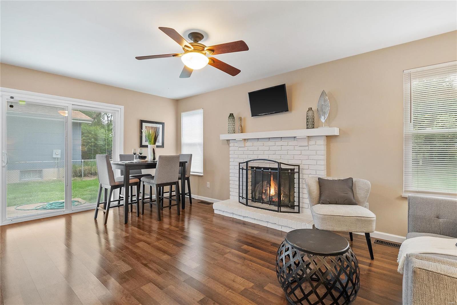693 Walnut Point Court Ballwin, MO 63021 - Photo 8 of 18