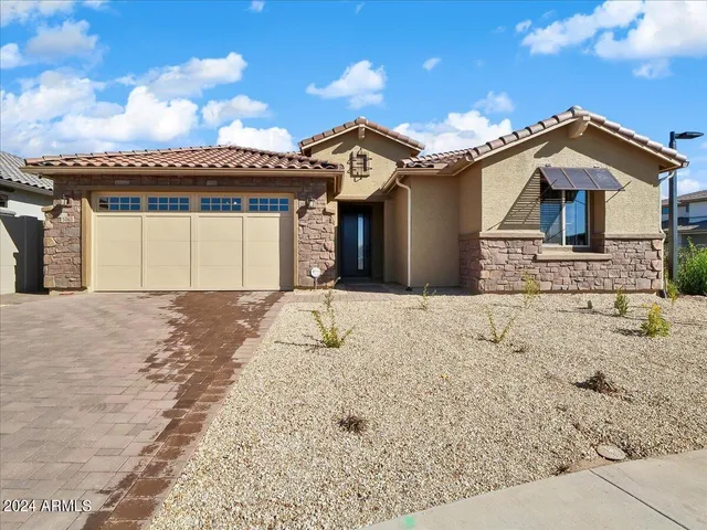 $2,900 | 5863 North 86th Lane, Glendale, AZ 85305