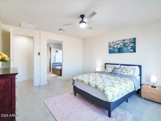 $2,900 | 5863 North 86th Lane, Glendale, AZ 85305