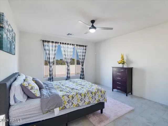 $2,900 | 5863 North 86th Lane, Glendale, AZ 85305