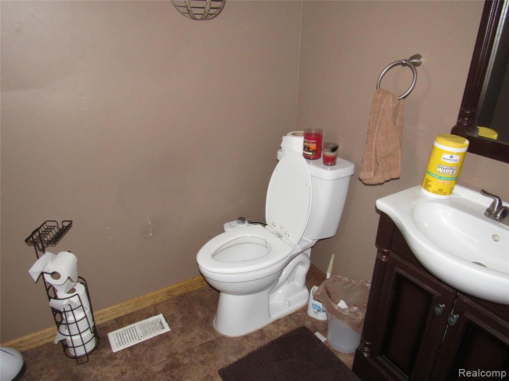 6329 North McKinley Road Flushing, MI 48433 - Photo 24 of 47