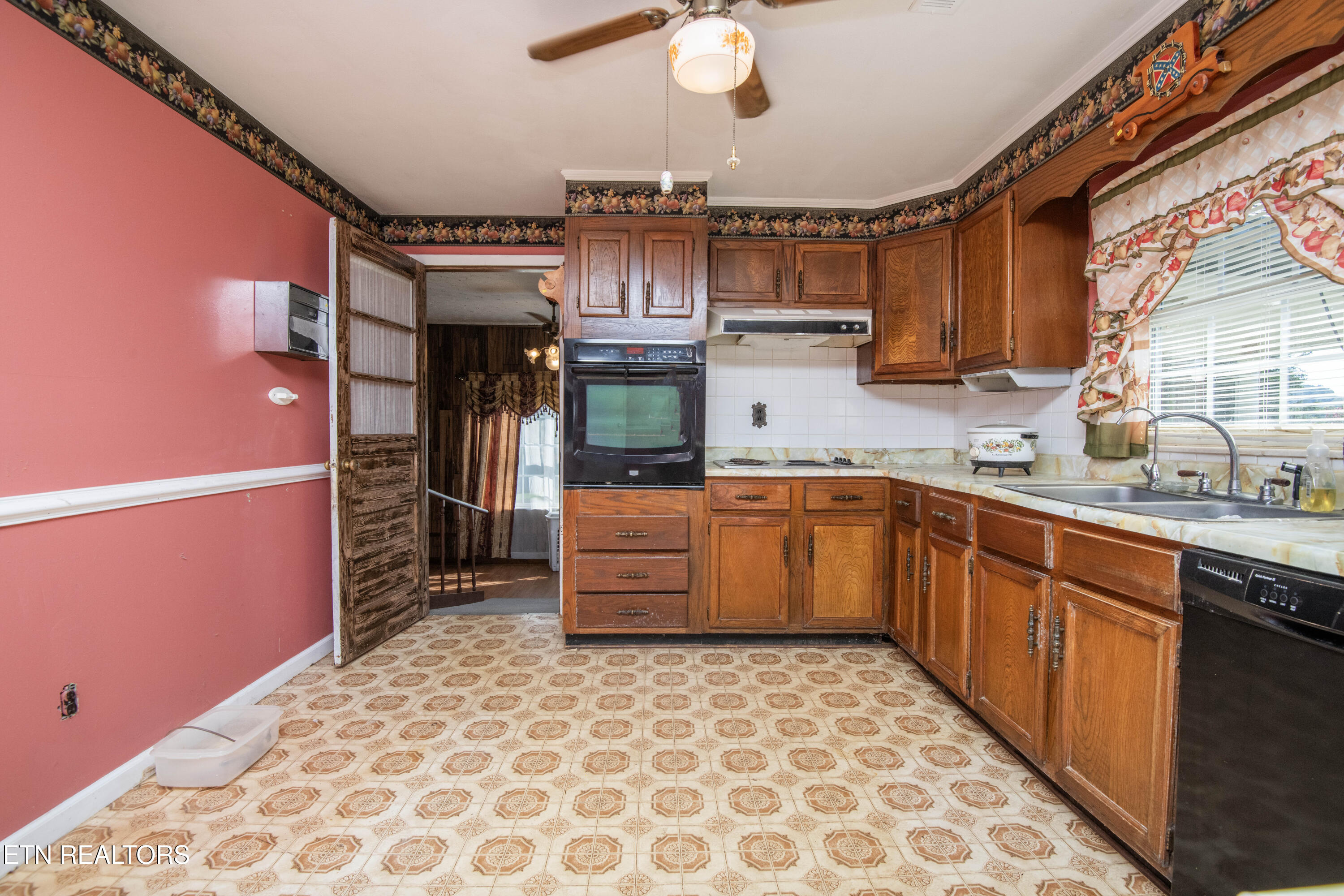 180 Bernard Road Sweetwater, TN 37874 - Photo 43 of 58 kitchen 2
