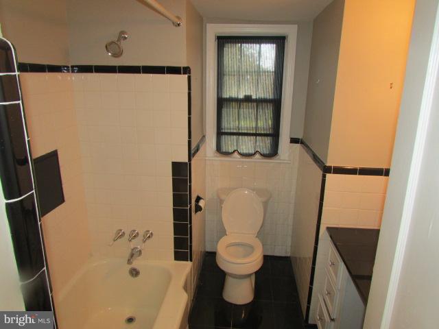 12210 Piscataway Road Clinton, MD 20735 - Photo 14 of 30 Bath