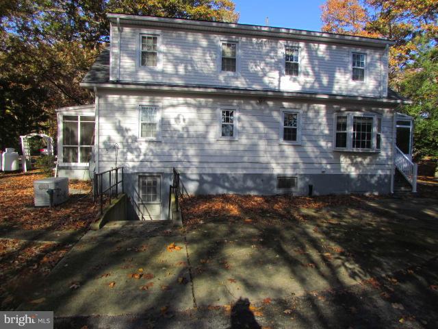 12210 Piscataway Road Clinton, MD 20735 - Photo 29 of 30 Exterior (Rear)
