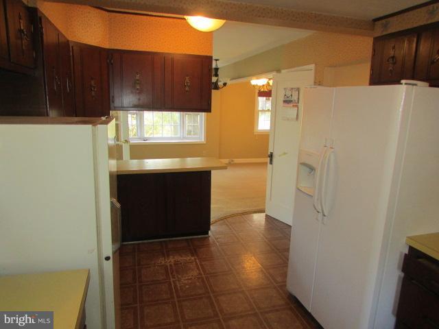 12210 Piscataway Road Clinton, MD 20735 - Photo 8 of 30 Kitchen
