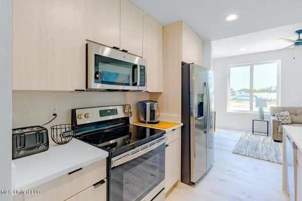 $393,500 | 1302 Magnolia Street, Unit 110, Gulfport, MS 39507