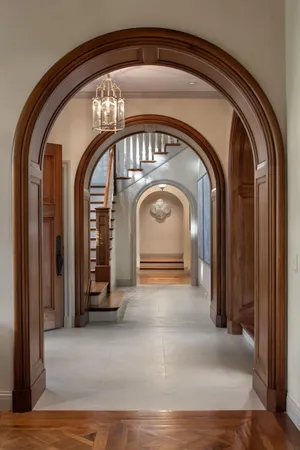 a view of entryway with a front door