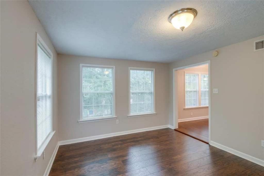 2802 South 4th Street Austin, TX 78704 - Photo 20 of 27 Bedroom 3/office