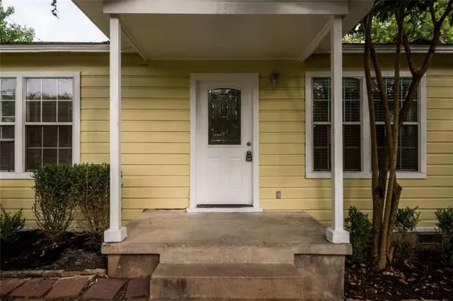 $3,200 | 2802 South 4th Street, Austin, TX 78704
