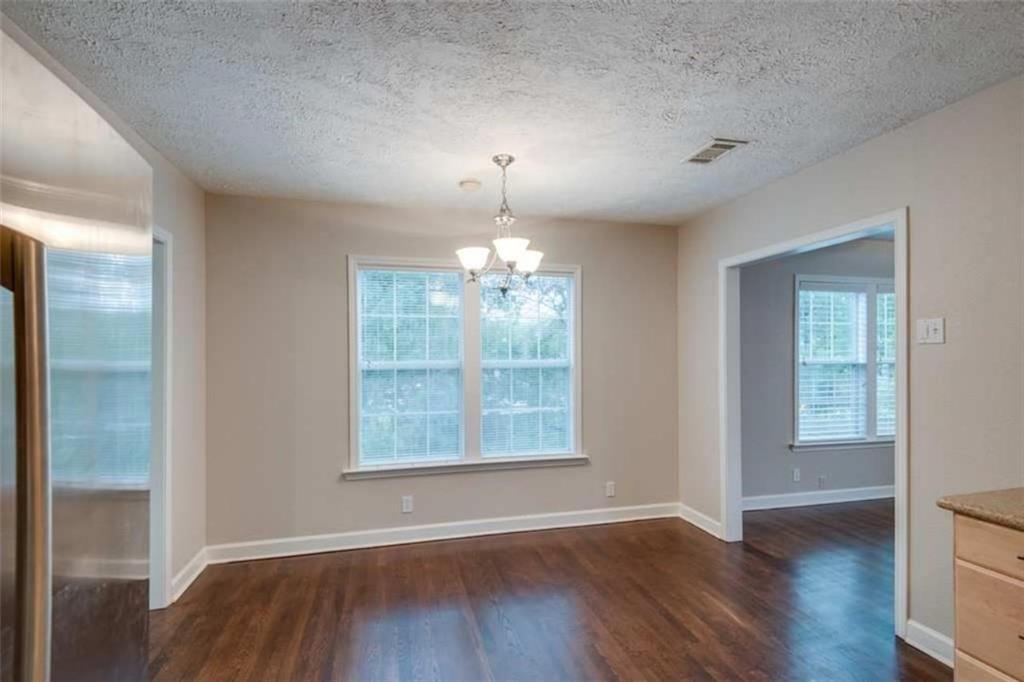 2802 South 4th Street Austin, TX 78704 - Photo 9 of 27 Dining room/kitchen