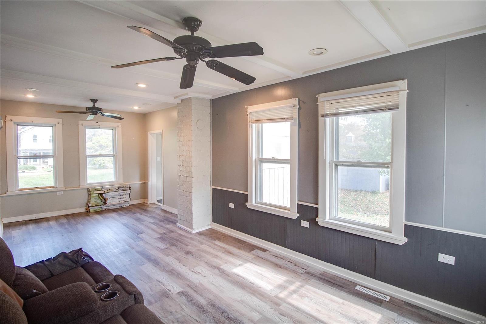 508 Grace Street Godfrey, IL 62035 - Photo 8 of 31 Gallery Image 8