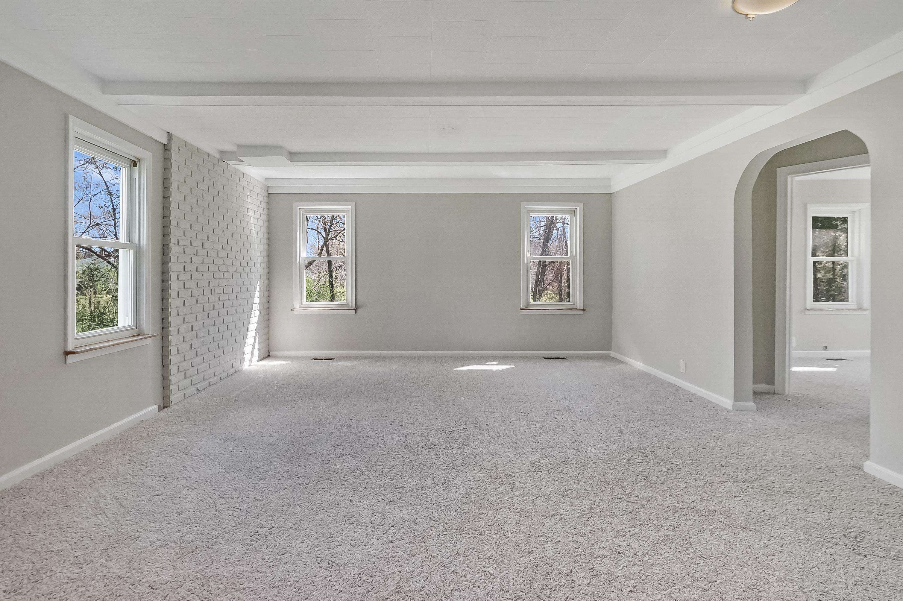 3057 North Hickory Ridge Road Highland, MI 48357 - Photo 5 of 17