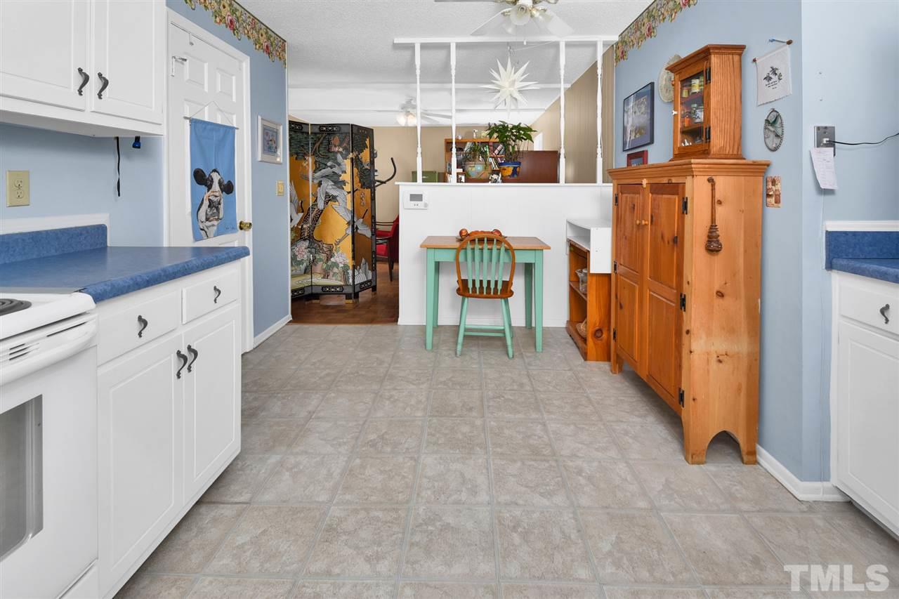 3504 Morningside Drive Raleigh, NC 27607 - Photo 15 of 27